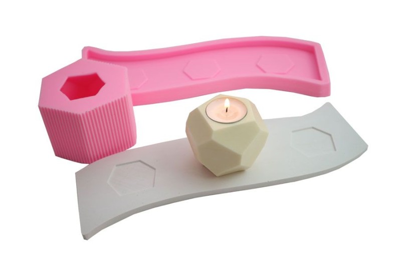 Kimyacınız - Üçlü Prizma Mumluk Silikon Kalıbı MUM-11